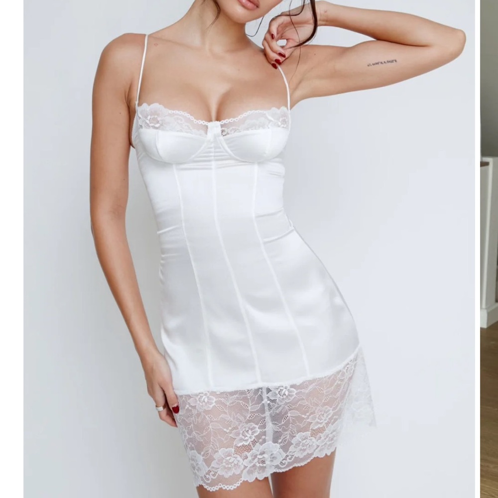 Cherie Alice white mini dress XS NWT
